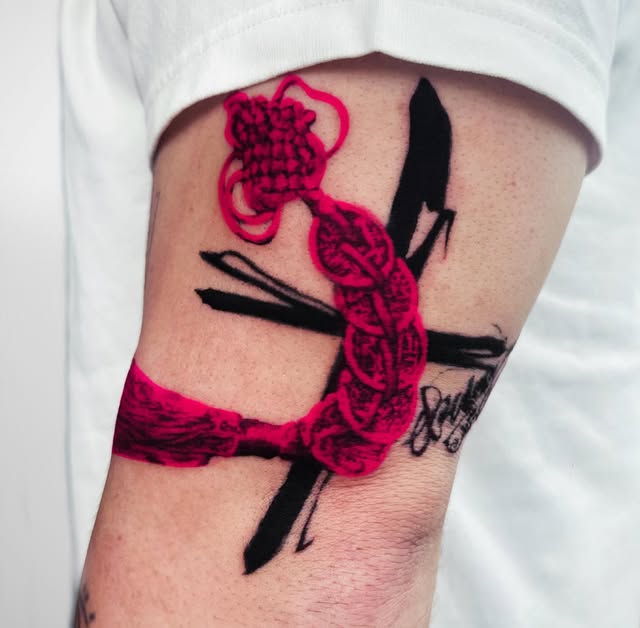 Interlaced Band — tattoo in crimson and black
